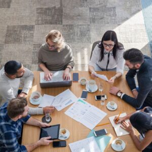 img of people working